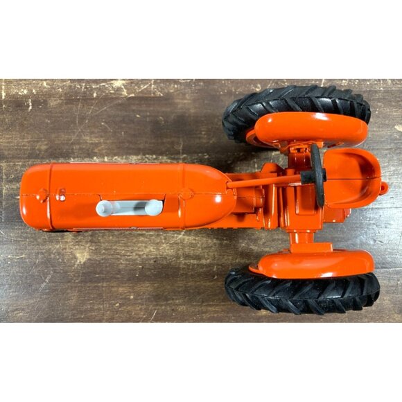 Ertl Allis-Chalmers WD-45 Tractor w/Umbrella 1995 AGCO Farm Show Edition 1202DA - Picture 6 of 15